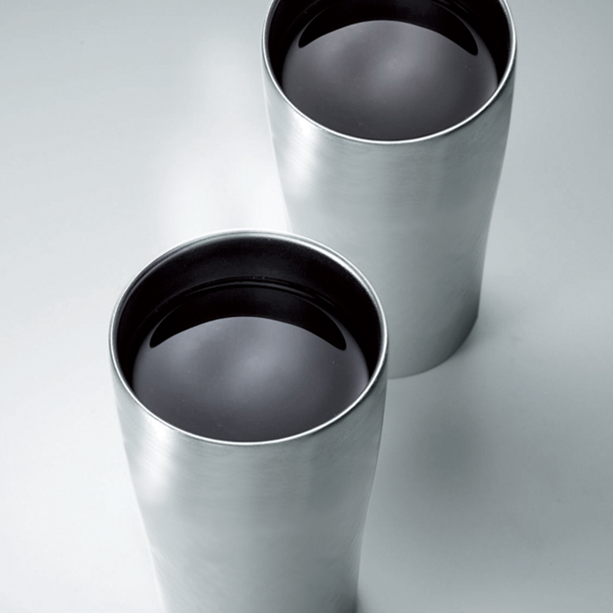 tableclub 〈ディズニー〉Ｄ－ＭＦ５５ ミッキー＆ミニー メタルサーモタンブラー（ＢＬ）＆今治タオルセット